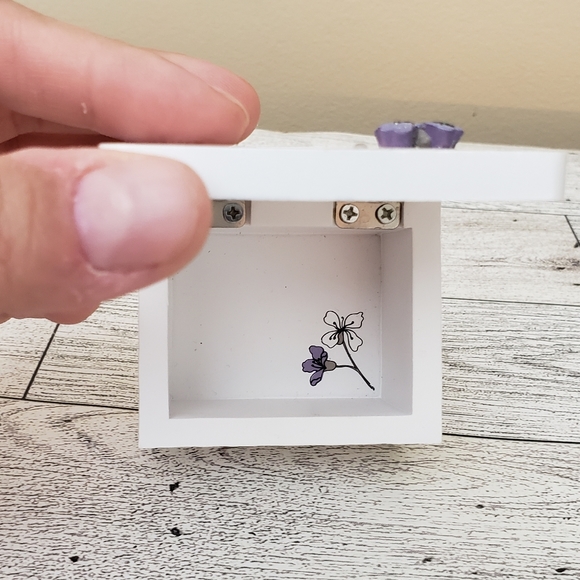 MINI Keepsake Box 'Mothers Are Special' Floral Momentum Keepsake Box - Picture 6 of 12